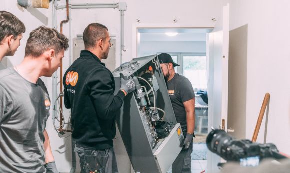 Einbau Wärmepumpe und PV Kunde Suwelack