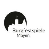 Eine stilisierte Burg mit Turm und Fahne steht vor einer schwarzen Kreissilhouette, darunter der Text "Burgfestspiele Mayen".