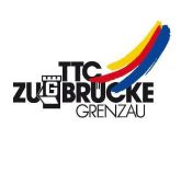 Logo TTC Zugbrücke Grenzau mit einem gelben, einem roten und einem blauen Balken.
