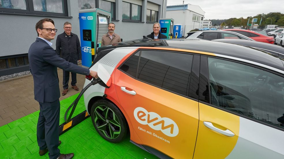 Schnellste Station eröffnet: Wo Laden nur 15 Minuten dauert