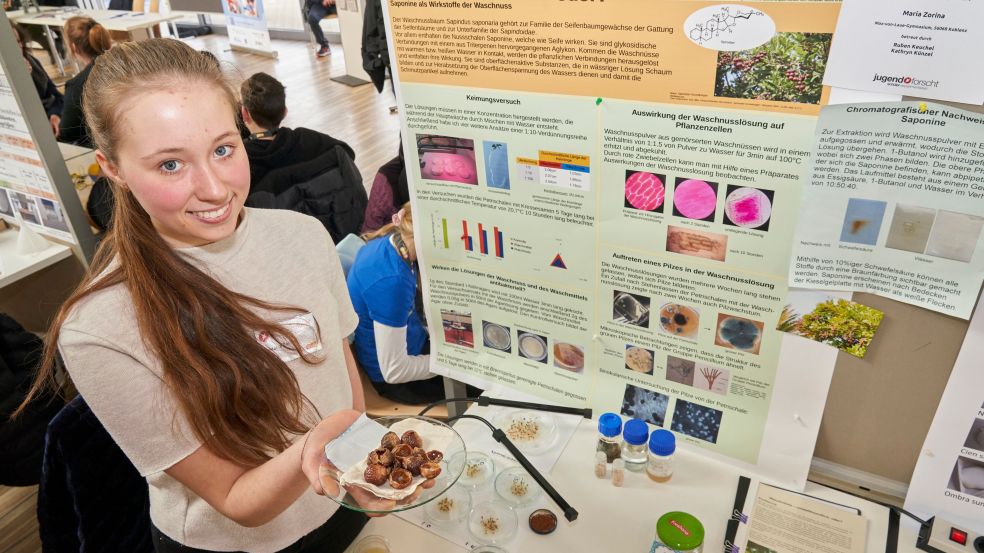 Jugend forscht 2020 - 33. Regionalwettbewerb Koblenz Maria Zorina bei Jugend forscht