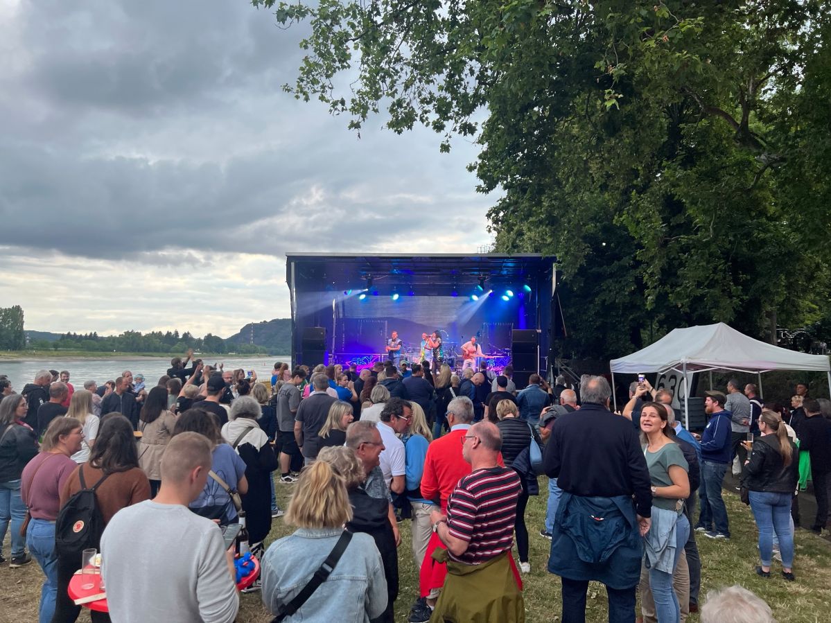 100 Jahre Rheinfähre Linz-Kripp GmbH