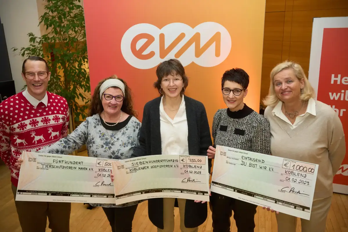 Spendenübergabe der evm mit Willi und Ernst Spendenübergabe der evm mit Willi und Ernst