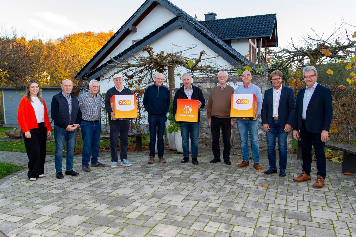 evm_Ulmen_ (19) Übergabe Spende evm in der VG Ulmen