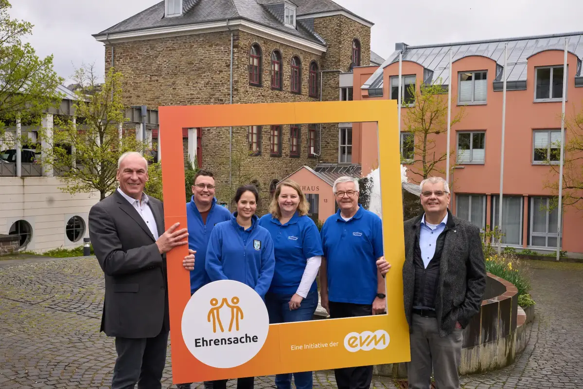 Übergabe Spende evm an den Musikverein Niederwerth