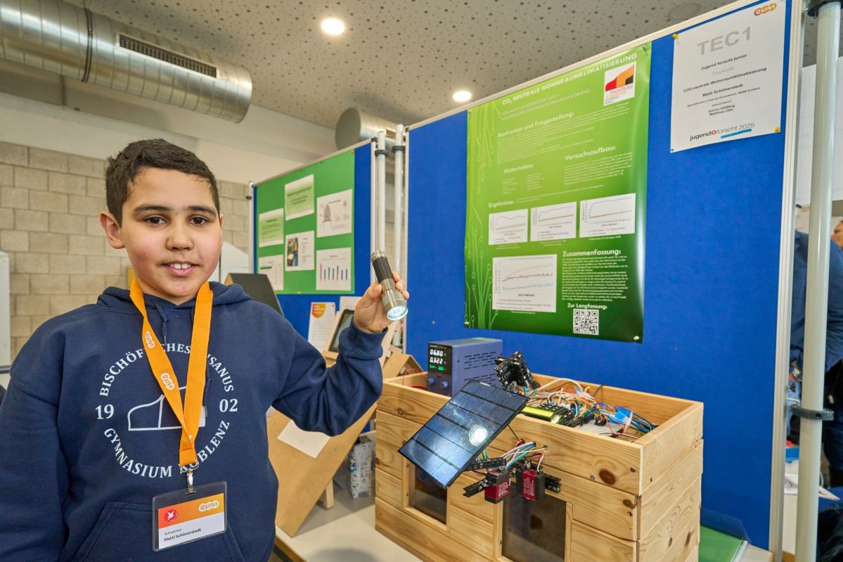 Regionalwettbewerb von „Jugend forscht“ und „Schüler experimentieren“ 2025 Koblenz Matti S bei Wettbewerb von Jugend forscht