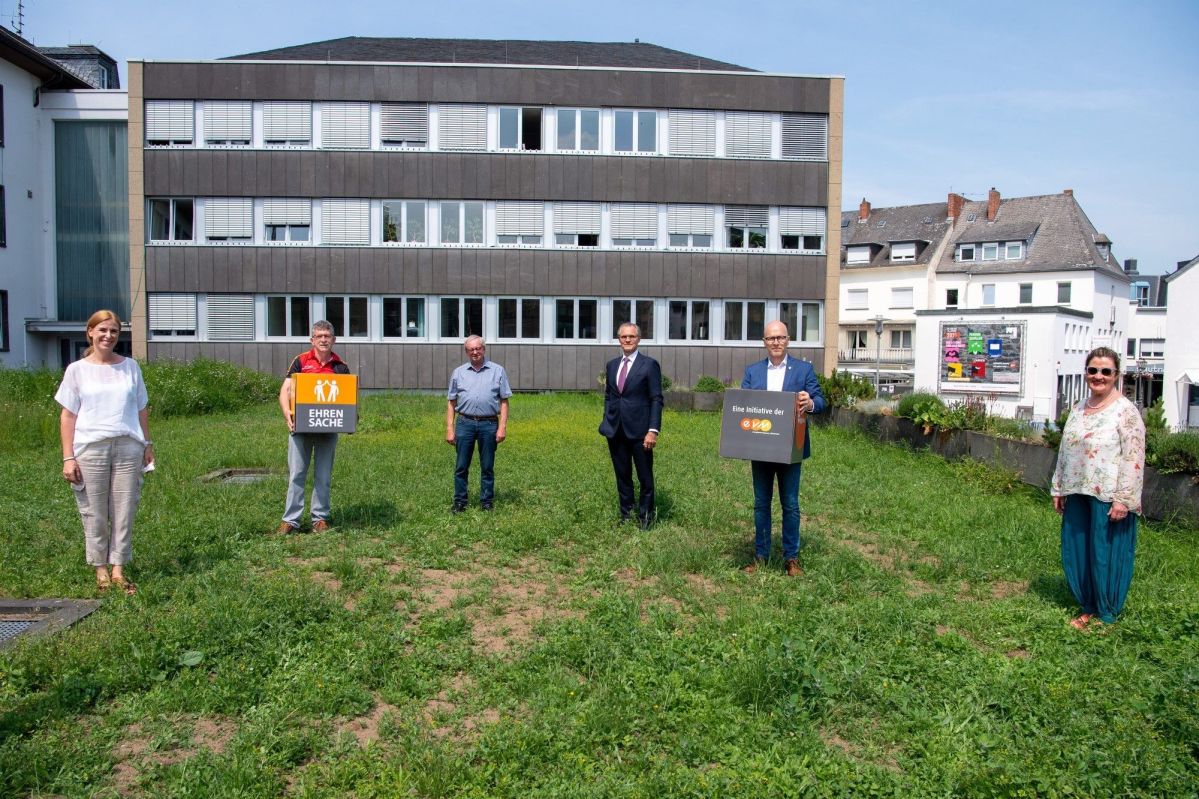 Übergabe Spende an engagierte Vereine aus Mayen