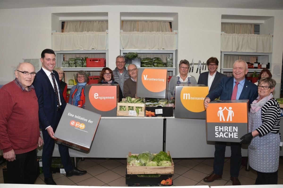 Übergabe Spendenbetrag an Caritas Verband Westeifel.