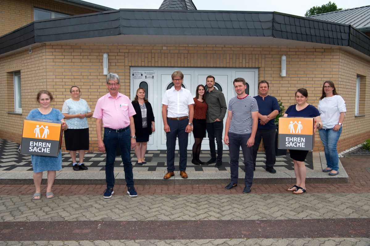 Übergabe Spendenbetrag aus evm-Ehrensache