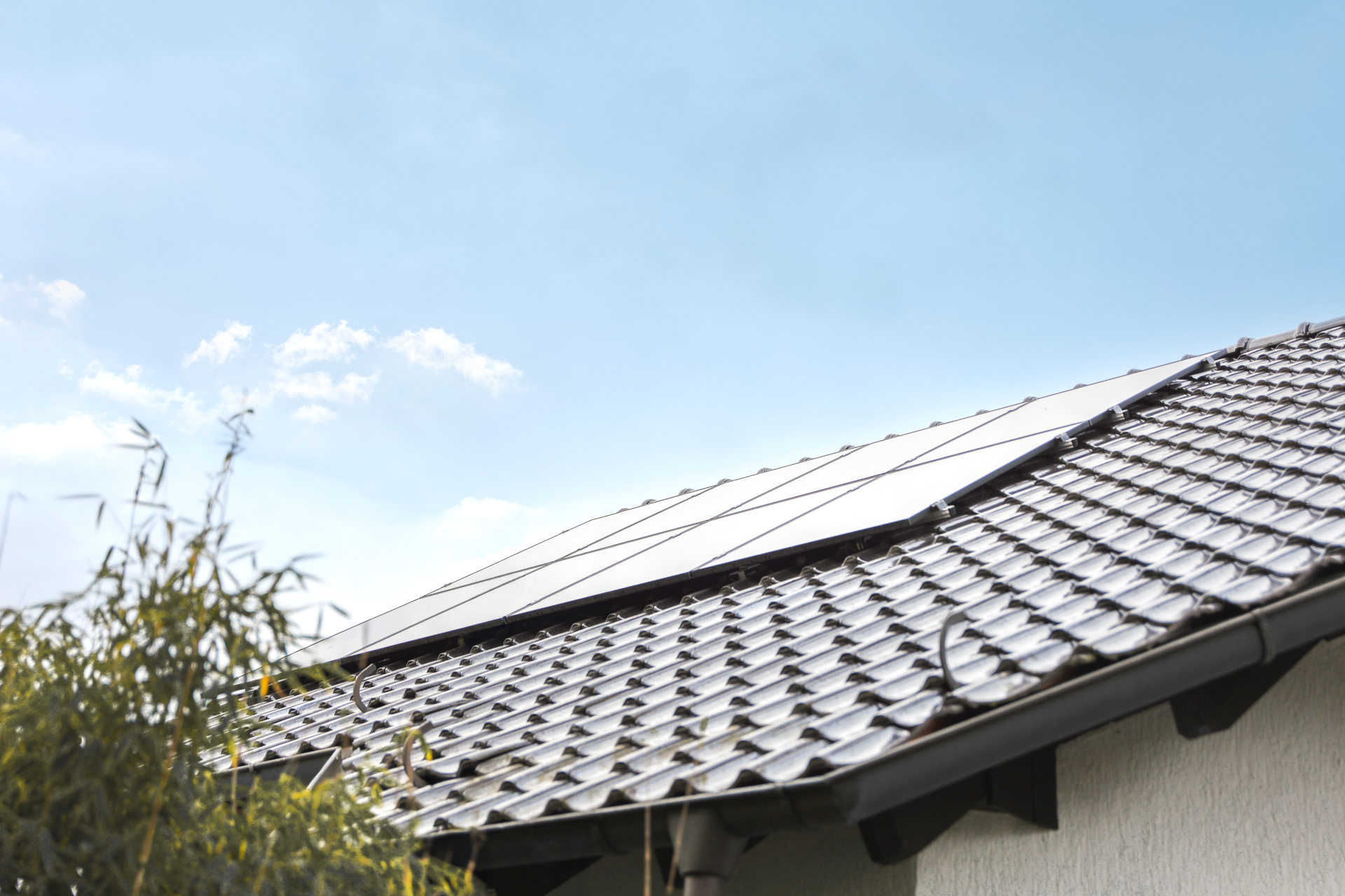 Eine Solaranlage auf einem Dach