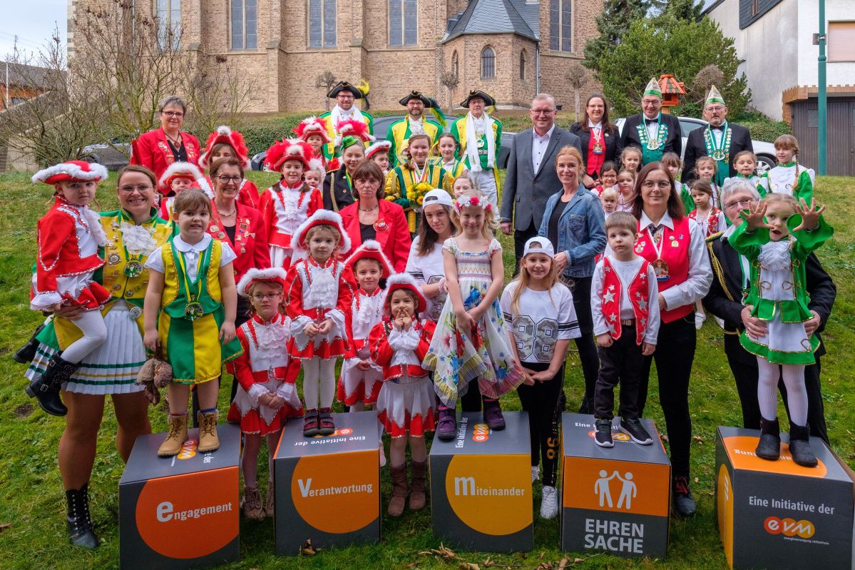 evm Ehrensache - evm unterstützt Kindertanzgruppen