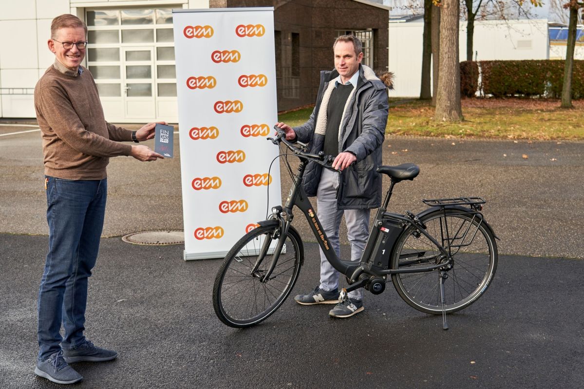 Gewinnübergabe E-Bike