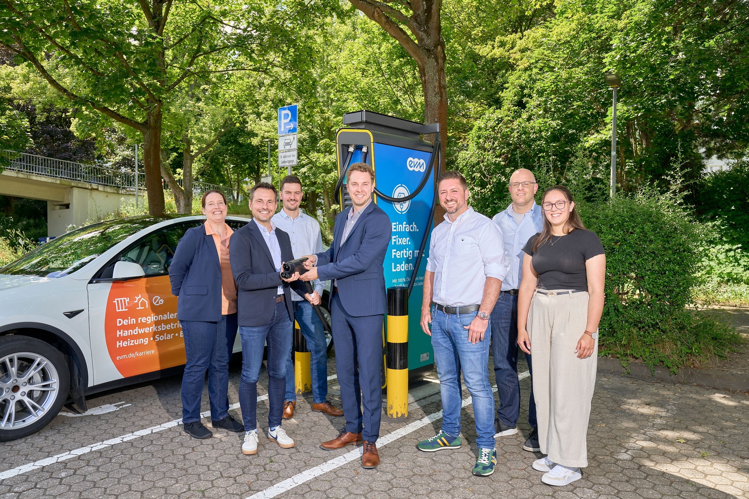 Einweihung Schnelladestation evm Karthause